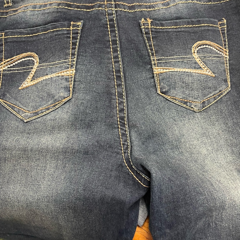 Boot cut jeans
